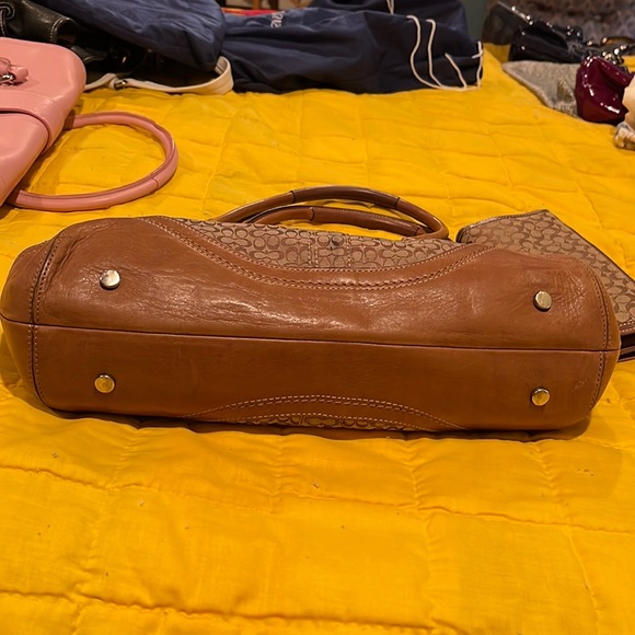 Vintage Signature Coach Purse and Wallet Set - Picture 3 of 7